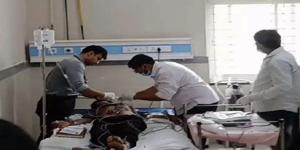 ایم پی: ساگر کے زہریلی شراب سانحے میں حکومت کی بڑی کارروائی، پانچ افسران معطل، ایک کو ہیڈکوارٹر اٹیچ کیا گیا