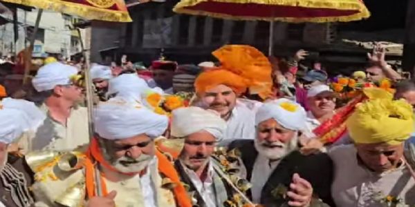 بھدرواہ سے کیلاش کنڈ کے لیے یاترا روانہ ہوئی
