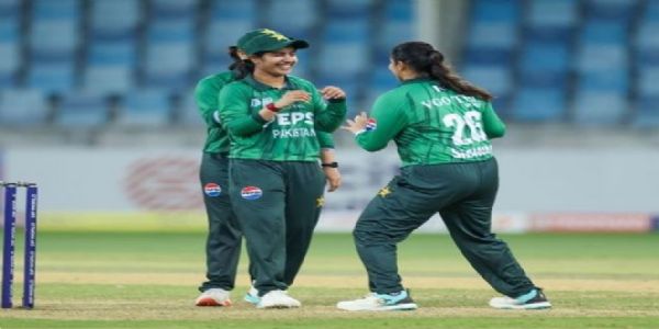 نشرح سندھو کی چھ وکٹوں کی بدولت ہانگ کانگ ڈھیر، پاکستان ایشیا کپ کے سیمی فائنل میں