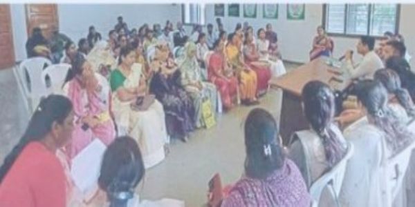 ایوت محل میں لاڈکی بہین یوجنا سے محروم خواتین کی 2075 شکایات درج