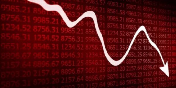 ابتدائی کاروبار میں شیئر بازار پر دباؤ، سینسیکس اور نفٹی میں گراوٹ